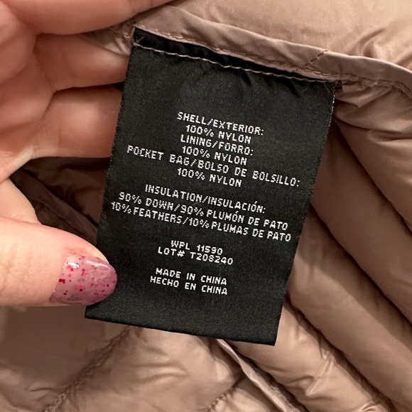 Women's Hooded Puffer Jacket - Dusty Mauve - Picture 5 of 5